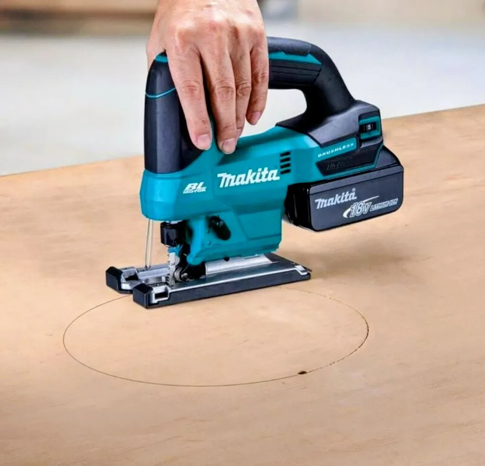 Scie sauteuse sans fil Makita DJV184Z 18V – Image 3